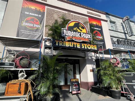 Jurassic Park 30th Anniversary Tribute Store Previews Announced For Thursday Opening To All
