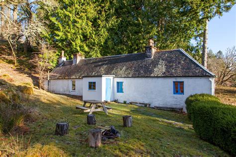 White Cottage - Eilean Shona