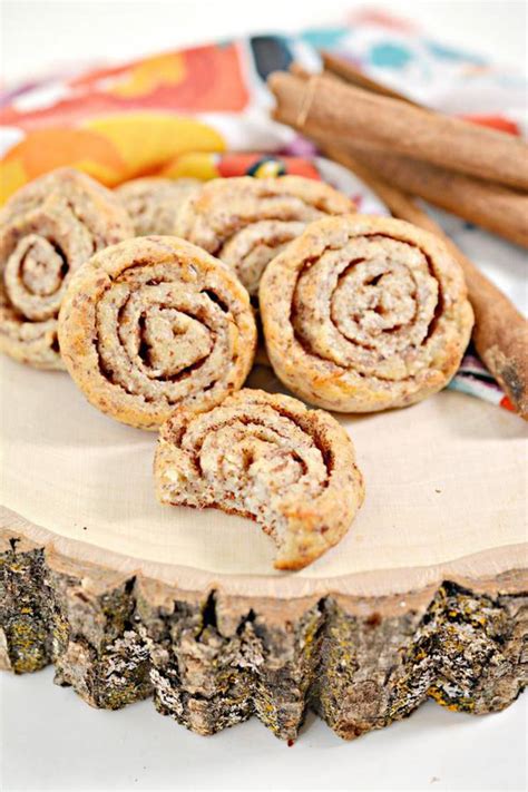 Keto Cinnamon Rolls Best Low Carb 2 Bite Cinnamon Rolls Idea Quick