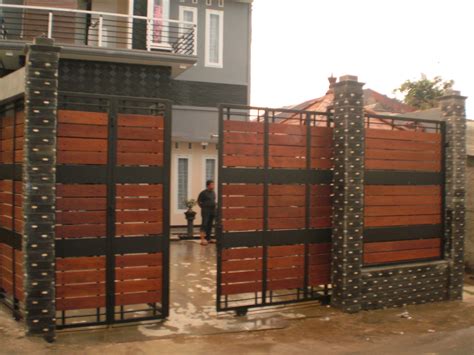 Baru aja buat pagar besi dari galvanis. Model Pagar Kayu Minimalis Terbaru dan Terlengkap 2015 ...