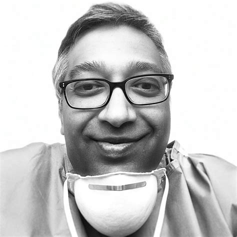 Nirav Patel Director Of Surgery St Johns Riverside Hospital