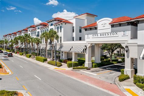 Blackstone Extends Apartment Buying Streak With Record Setting Florida Deal
