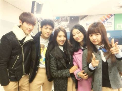 A Few More Goodbyes From The Cast Of Heirs The Heirs Park Shin Hye