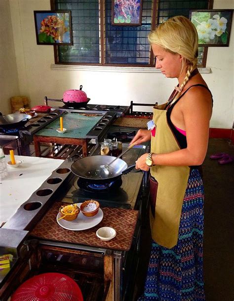 Thai Cooking Class In Chiang Mai Thailand Trailing Rachel