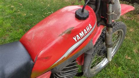 The engine produces a maximum peak output power of 10.00 hp (7.3 kw) @ 6800 rpm and a maximum. YAMAHA DT 125 (DT 125MX) 1980 vintage enduro motorcycle ...