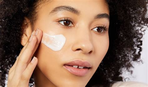 6 Must Know Beauty Tips For Oily Skin 2022 Guide