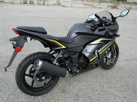 Check the reviews, specs, color and other recommended kawasaki motorcycle in priceprice.com. Buy 2012 Kawasaki Ninja 250R Sportbike on 2040-motos