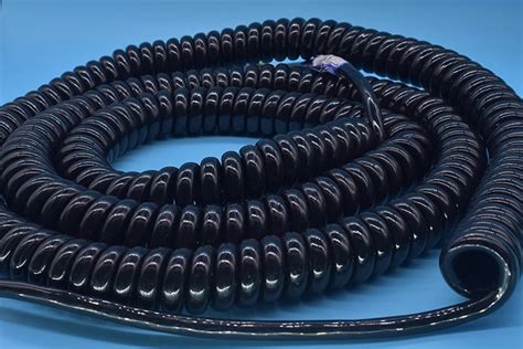 2m 4 Core 4075mm2 Power Coiled Curly Extension Cord Cable Retractable