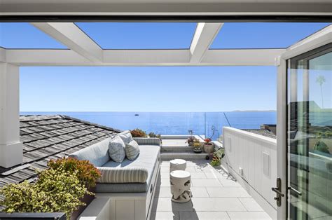 Photo 1 of 9 in Modern Ocean View Residence in Highly Desirable Laguna