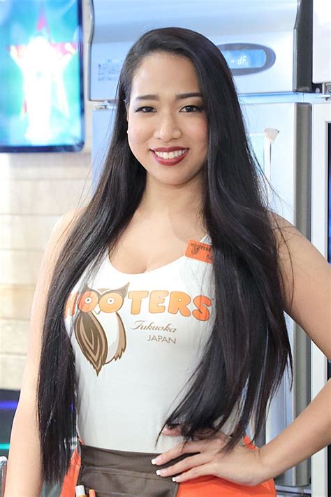 ＜画像12 20＞【写真特集】セクシーなフーターズガールに釘付け！hooters福岡店オープニングイベント｜ウォーカープラス