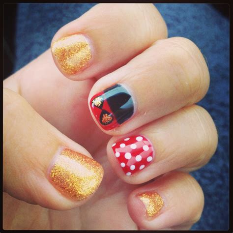 Mickey And Minnie Nails For My Disney Cruise Mickey And Minnie Nails