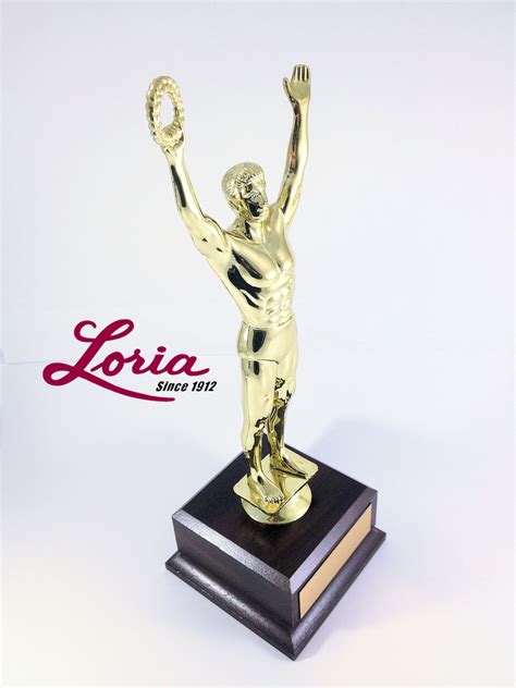 Trophy Male Victory Xl Figure On Wood Grain Base Loria Awards