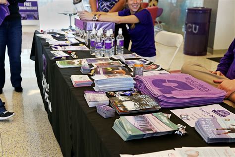 giveaways and prizes at the 10th anniversary of tcu campus recreation tcu horned frogs tcu