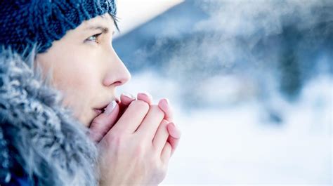 Why Do Things Hurt More In The Cold And What You Can Do About It The Injury Clinic