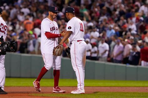 Boston Red Sox 2022 Salaries And Payroll Table Spotrac