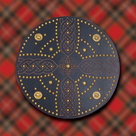 Celtic Cross Scottish Targe Shield - MuseumReplicas.com