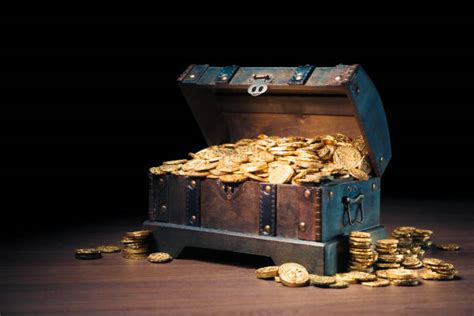 Treasure Chest Stock Photos Pictures And Royalty Free Images Istock