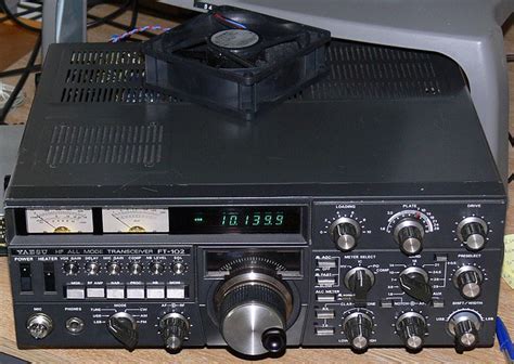 Yaesu Ft 102 In Action This High Specification Transceiver Flickr