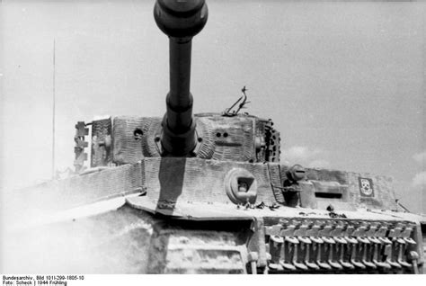 Photo Tiger I Heavy Tank Of The German 1st Ss Division Leibstandarte