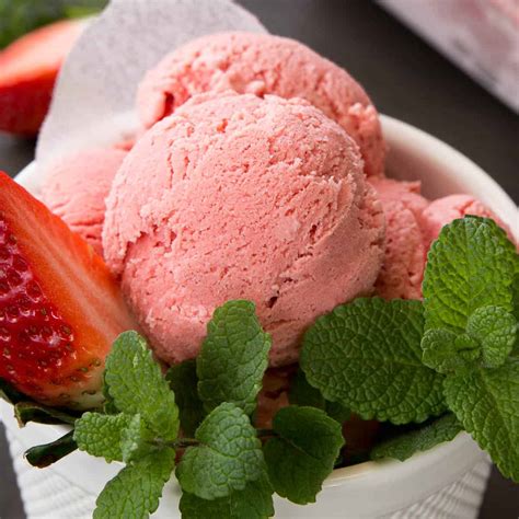 Homemade Ice Cream Strawberry Recipe