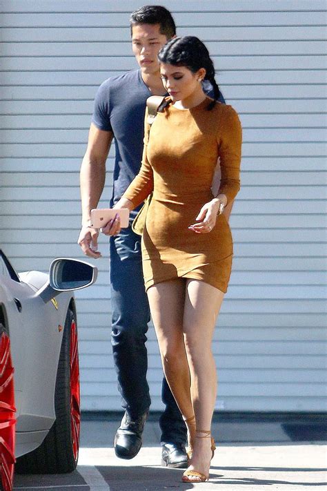Kylie Jenners Bodyguard Pictures Sexiest Celebrity Bodyguard Yet Glamour Uk
