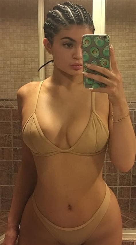 Omg Kylie Jenners Sex Tape Scandal New Leak