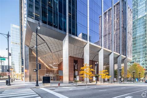 155 n wacker dr chicago il 60606 office for lease