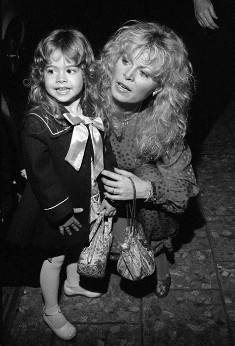 Sally Struthers Photograph By Mediapunch Fine Art America