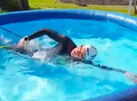 Die in magdeburg trainierende van rouwendaal hat sich zudem für einen einsatz über die 200m rücken bei den beckenwettbewerben qualifiziert. Coronavirus: Swimmer Sharon van Rouwendaal reveals ...