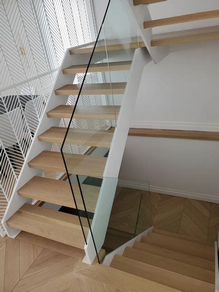 The Gabriela Stringer Staircase Ssr89 Spindle Stairs And Railings