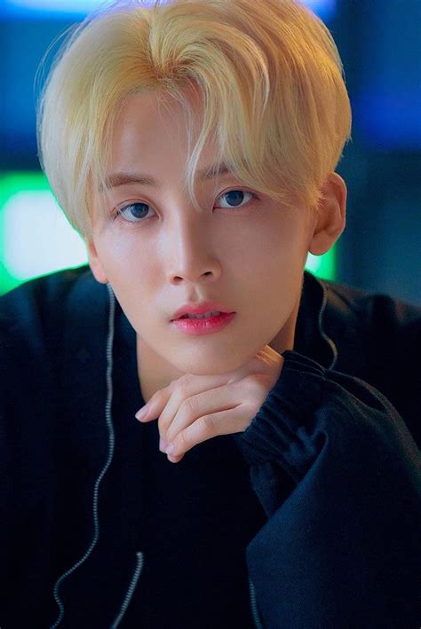 Seventeen Jeonghan Seventeen Jeonghan Hd Phone Wallpaper Peakpx