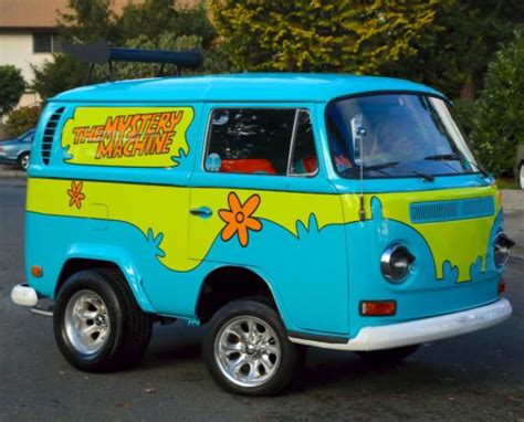 The mystery machine is packed with all your dog's favorites: Purchase used The Mystery Machine Scooby Doo Life Size ...