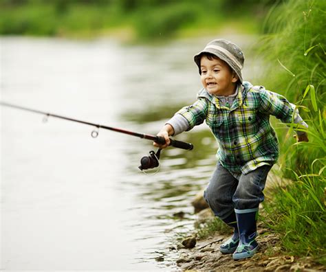 They can choose their landing location wherever they want and then engage in search of weapons and other utilities like medic kits, grenades. 6 Tips For Successful River Fishing - 50 Campfires