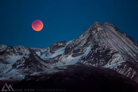 500px 40 Amazing Eclipse Photos From Last Nights Super
