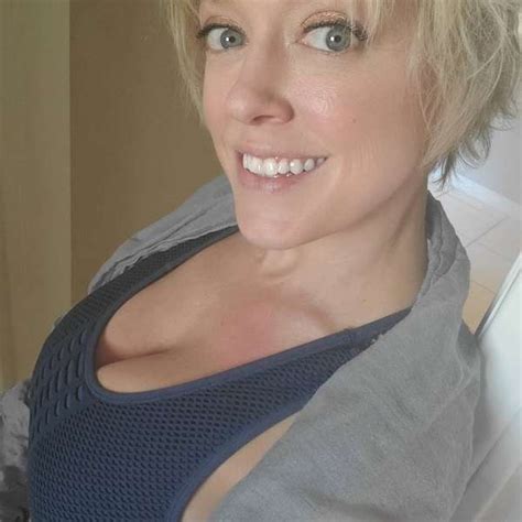 Who Is Dee Williams Wiki Biography Husband Net Worth Family Age Height More NewsGater