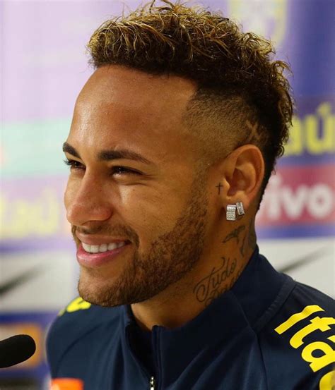 Neymar ️ On Instagram This Hair 😍 Neymar Neymarjr Psg Celebrity