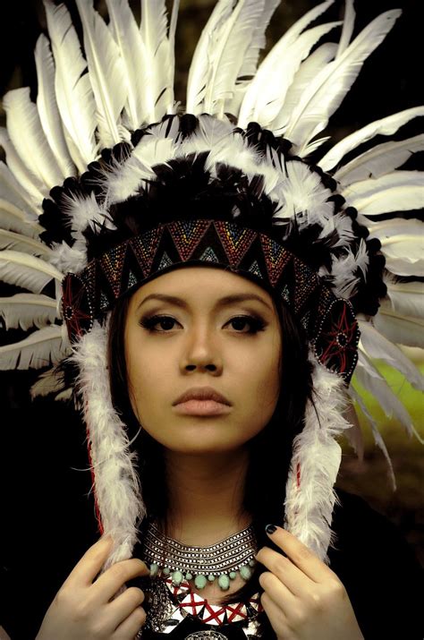 Jillian Undercover Tutorial How To Make A Native Headdress Native