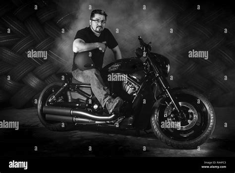 Harley Davidson Studio Hi Res Stock Photography And Images Alamy
