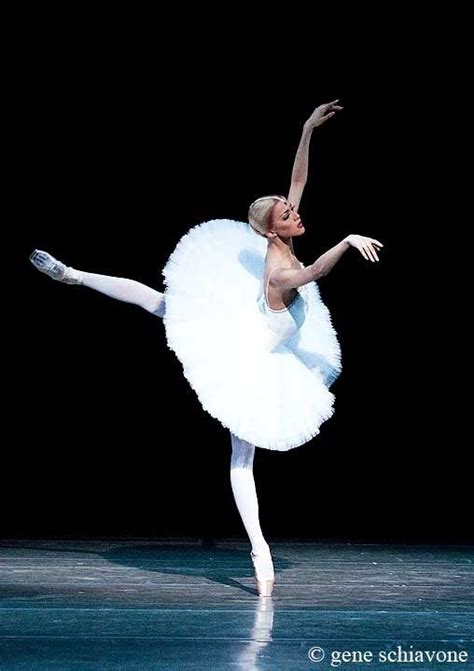 Alina Somova La Bayadere Photographer Gene Schiavone Ballet