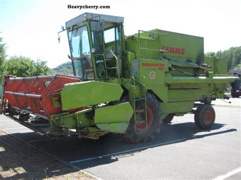 Claas Dominator 854 M Cab 1979 Agricultural Combine Harvester Photo