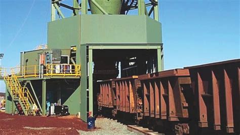 Train Loading Systems Tlo Handling Iron Ore On A Mining Site Youtube