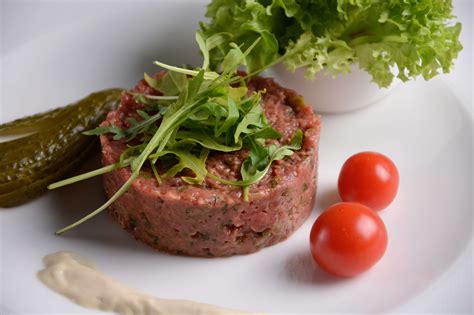 Würziges Beef Tartare Rezept Von Wiesbauer Gourmet Onlineshop
