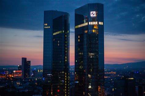 More get financial news, insights and more with the new flow app. Die Deutsche Bank wird 150 - finanz-reporter.de