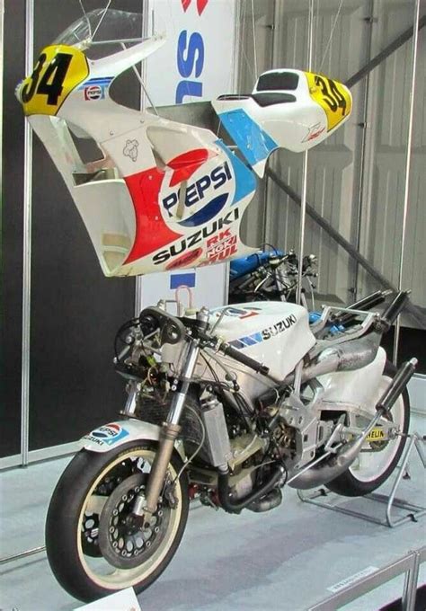 Lance gamma clutch kit w. suzuki RGV-500cc 2 stroke | Racing motorcycles, Retro ...