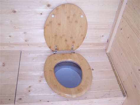 Abri de jardin en bois toilette sèche - Chalet bois-nature