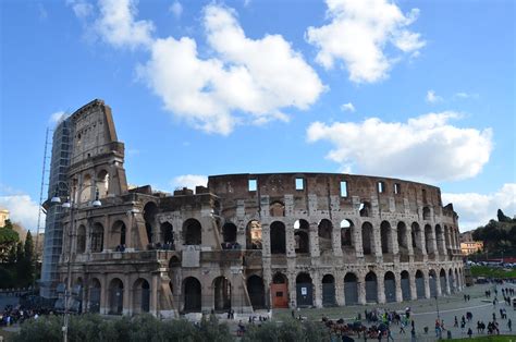 Roma Coliseo El Coliseo Es El Principal Símbolo De Roma Flickr