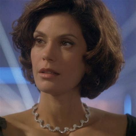 Teri Hatcher James Bond