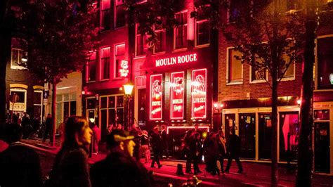 Amsterdam Addio Al Quartiere A Luci Rosse Ecco Il Progetto Del Sindaco