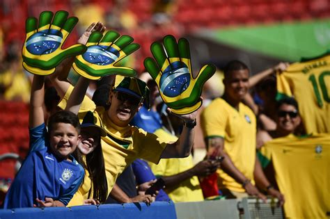 Horários, quadro de medalhas, eventos ao vivo e mais! Brasil x África do Sul - Futebol masculino - Olimpíadas Ri ...