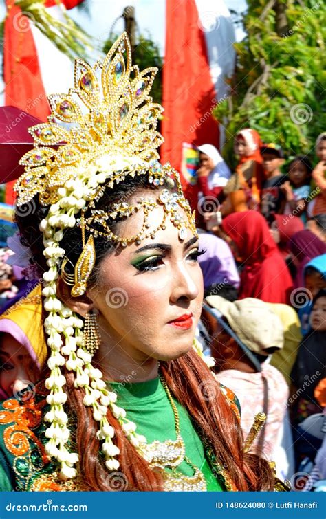 Arts Et Dfil Javanese De Culture Dans Batang Image éditorial Image
